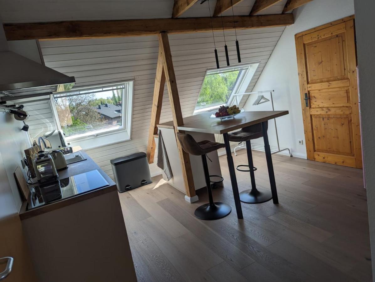 Helles Dachgeschoss-Appartement Krefeld Exterior photo